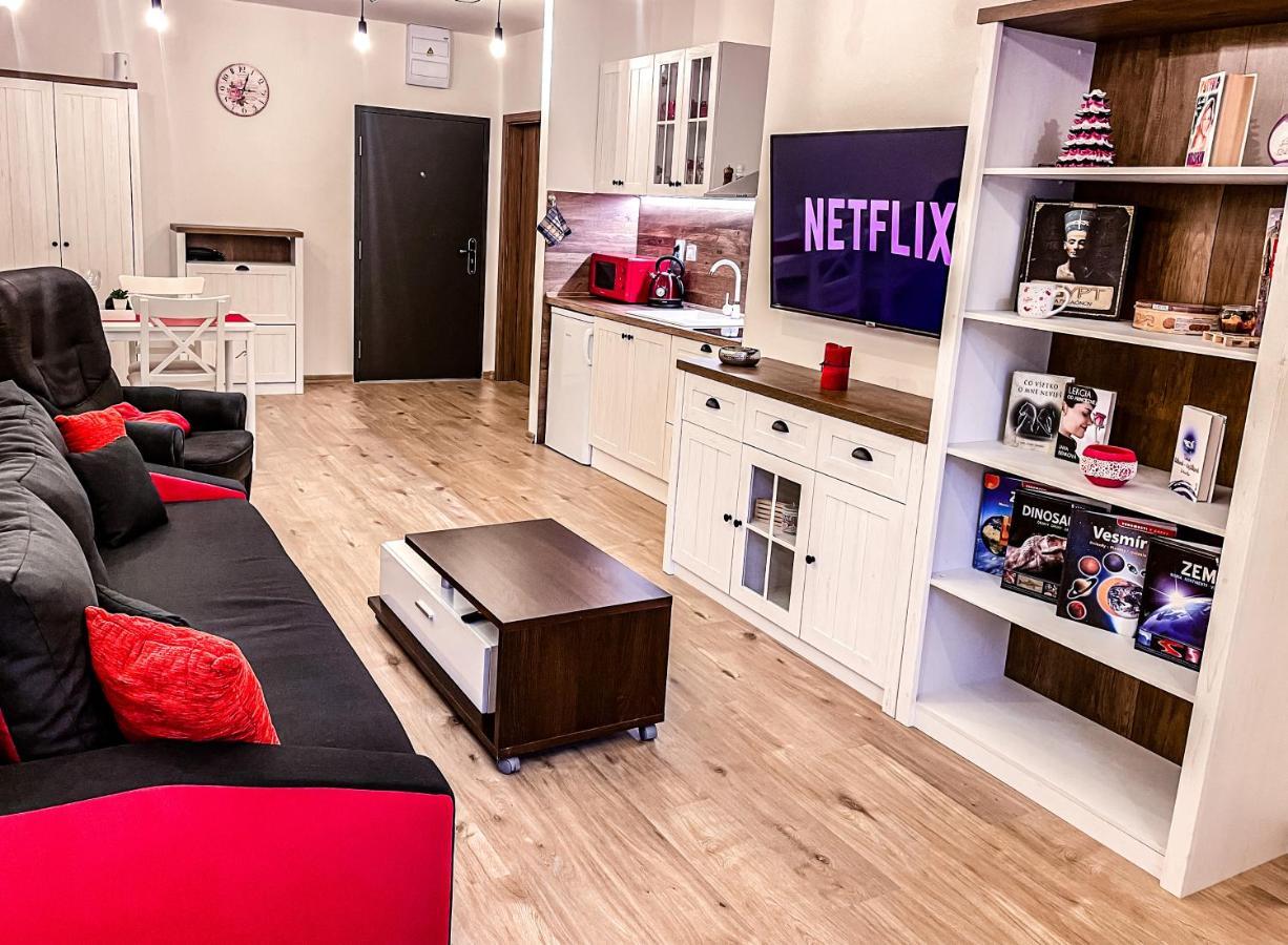 Apartman Раецке-Теплице Экстерьер фото
